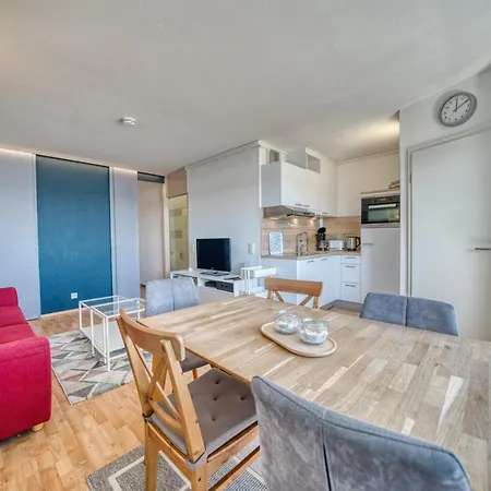 - Haus H, App 0h1110 * הייליגנהאפן